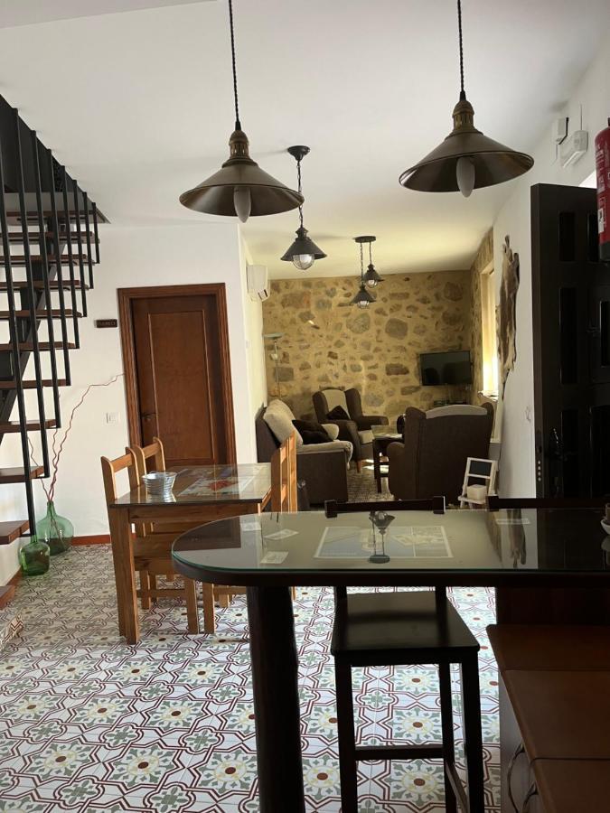 Casa Rural Las Pelliquerinas Almoharin ภายนอก รูปภาพ